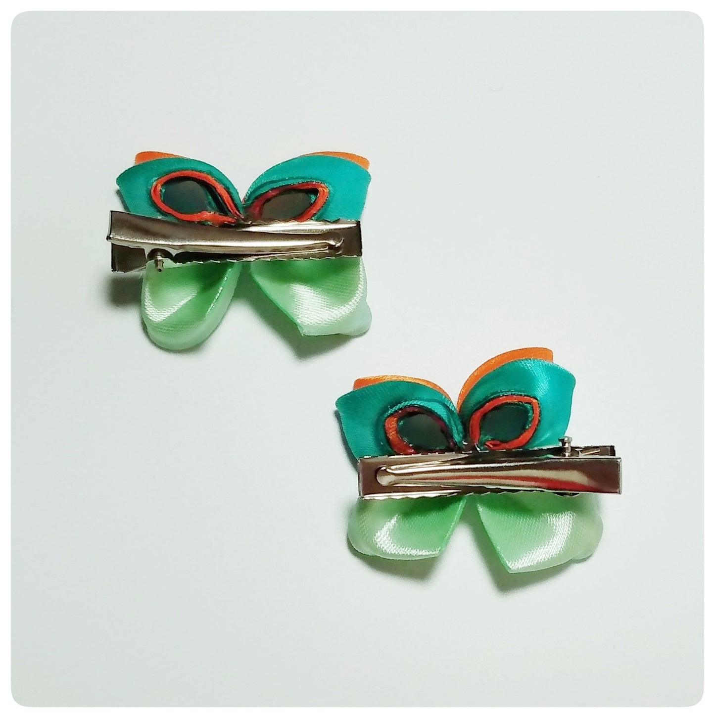 Kanzashi vlinder (2st.) - groen/oranje