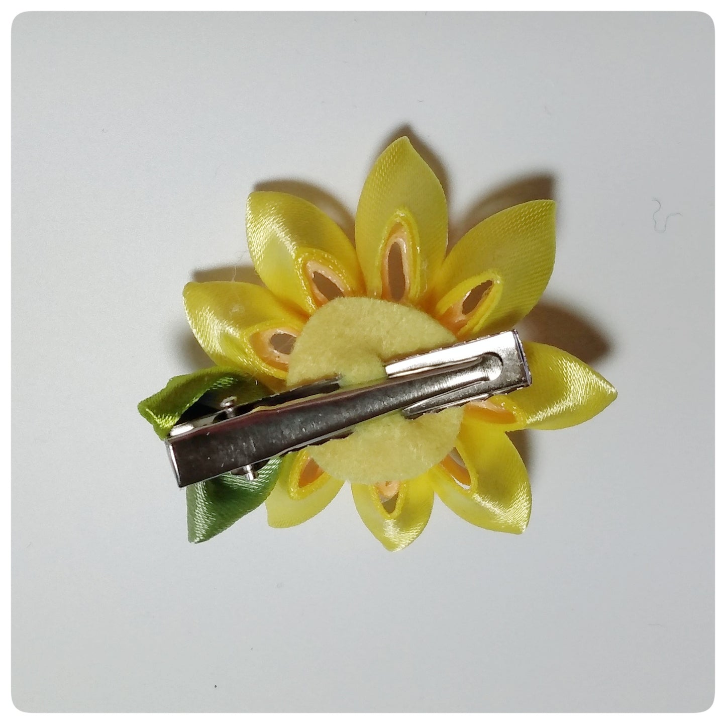 Kanzashi bloem - geel