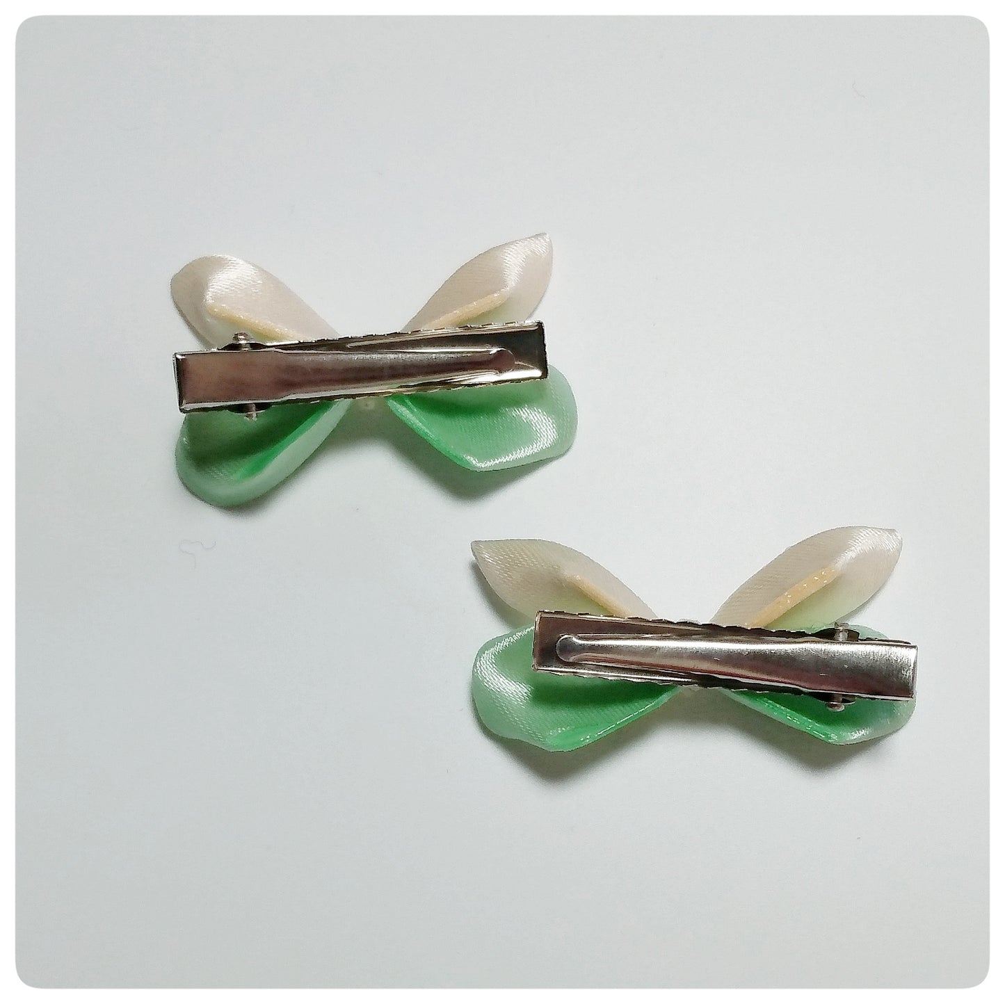 Kanzashi vlinder (2st.) - mint/crème